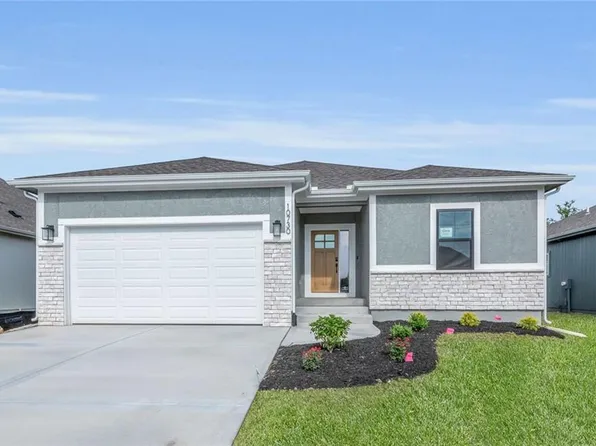 10730 N Bell St, Kansas City, MO 64155