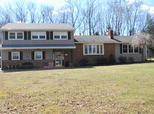 20 Essex Rd, Scotch Plains, NJ 07076