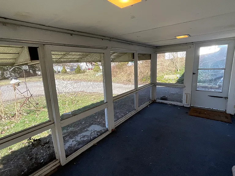 928 Vienna Ave — Photo 32