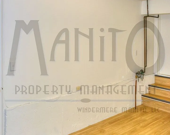 512 W 15th Ave — Photo 19