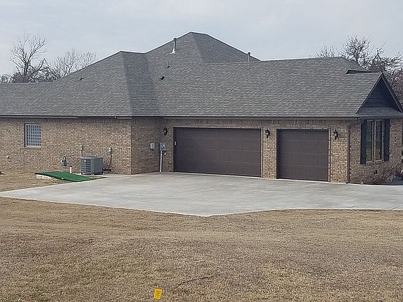2nd image of 2015 Kinsington Cir