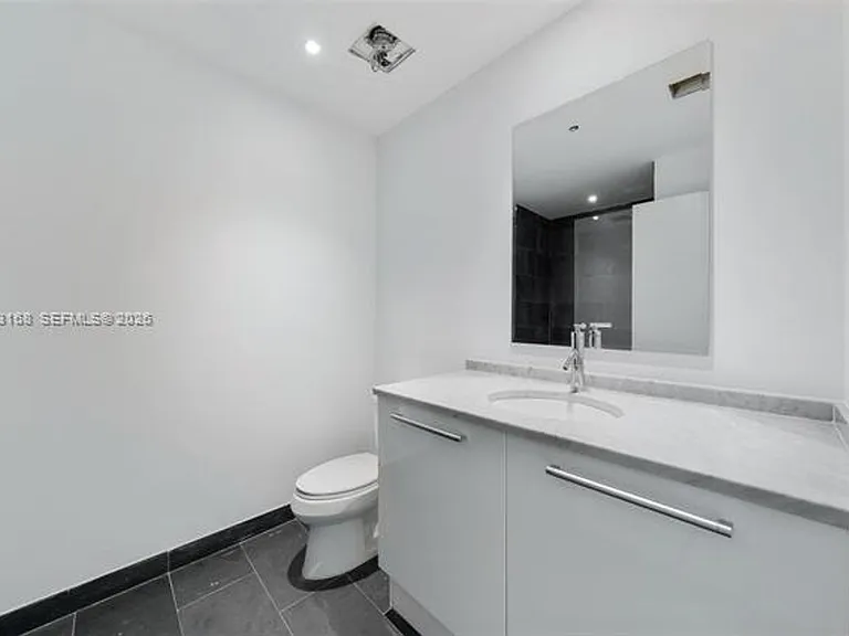 900 Biscayne Blvd #4006 — Photo 33