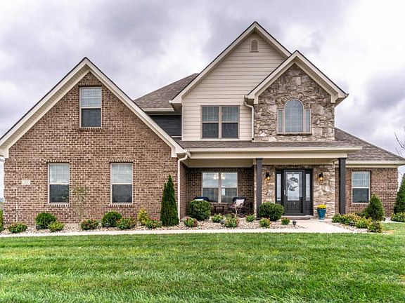 2nd image of 501 Spyglass Hill Dr