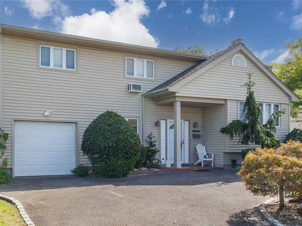2781 Bayview Avenue, Wantagh, NY 11793