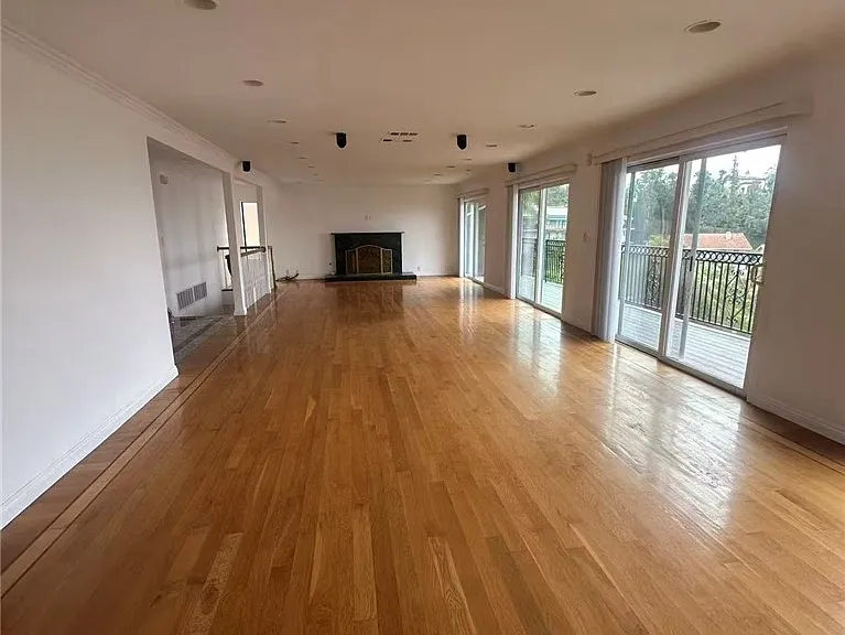 418 S Gibson Ct — Photo 2