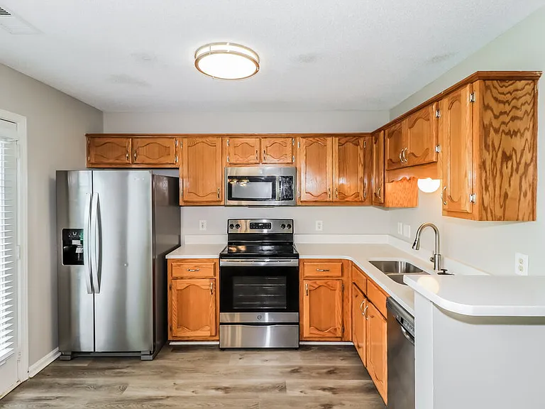 10000 Houston Birch Dr — Photo 7