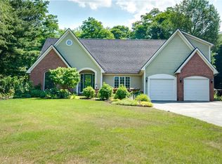16 Springdale Lck, Pittsford, NY 14534