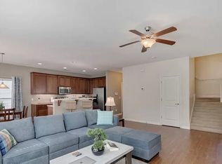 126 Chapel Lake S, Savannah, GA 31419