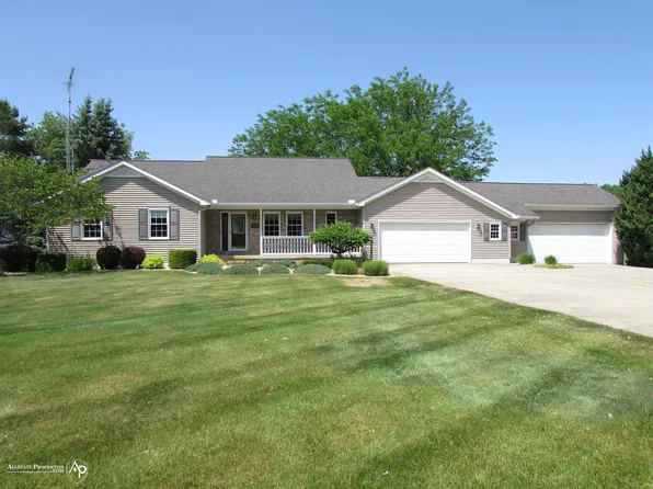 8219 Burleigh Rd, Grand Blanc, MI 48439
