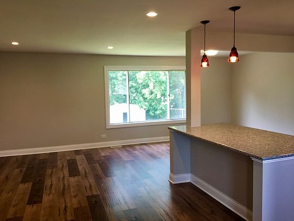 5th image of 5951 Allemong Dr