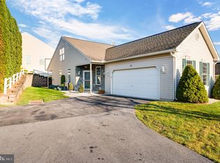 13 Turning Leaf Way, Reading, PA 19605