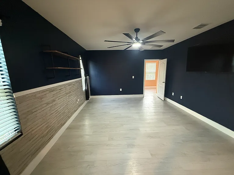905 Noble Run — Photo 8