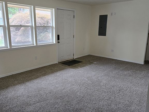 3rd image of 5705 236th St SW