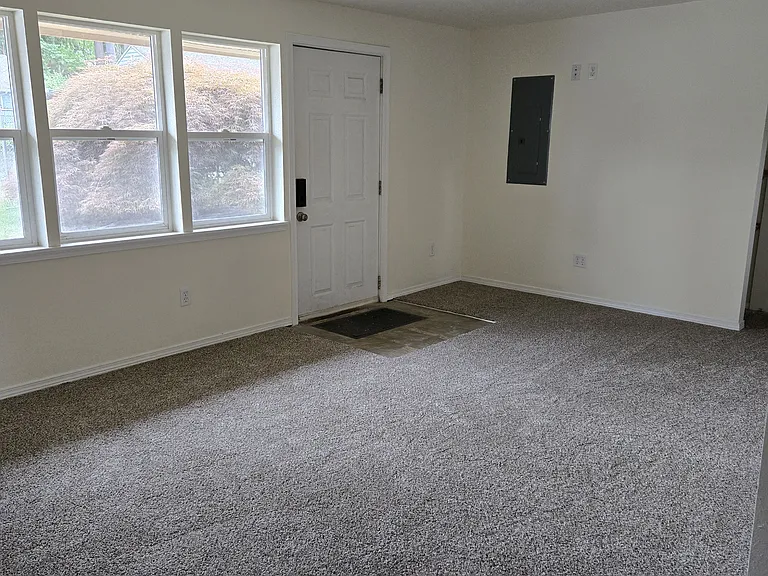 5705 236th St SW — Photo 5