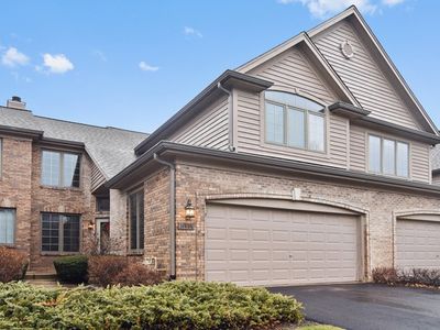 26W096 Klein Creek Dr, Winfield, IL, 60190