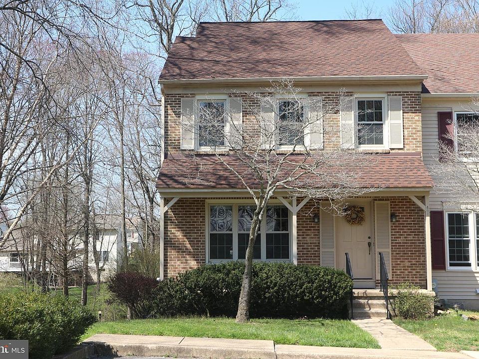 1st image of 401 Briarcreek Dr