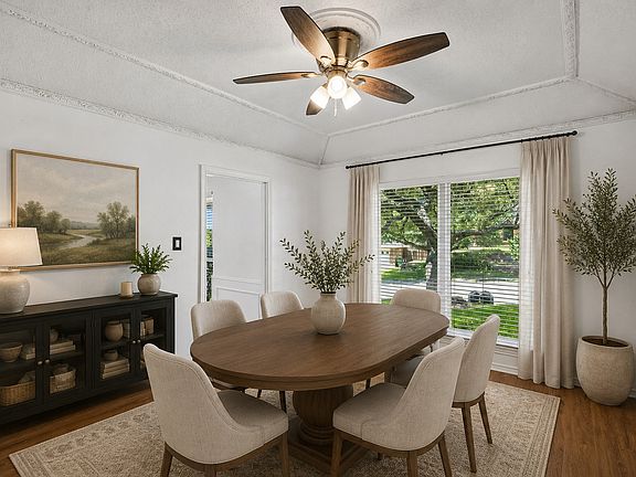 5th image of 1405 Sun Valley Dr
