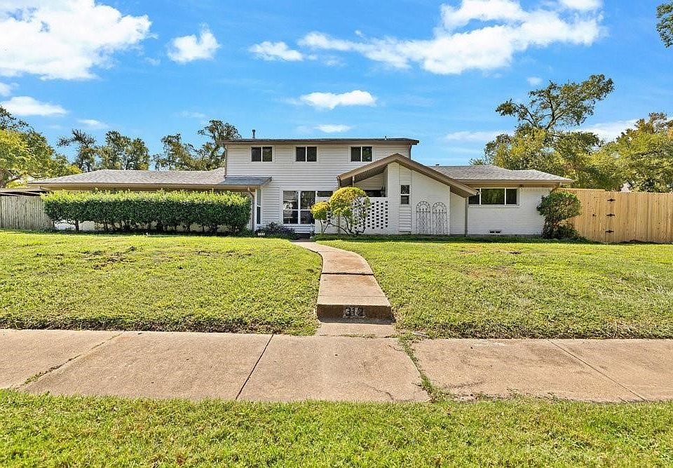 1st image of 312 W Rio Grande St