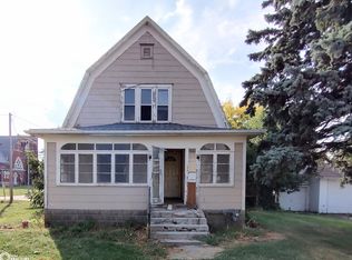 208 S Church St, Toledo, IA 52342
