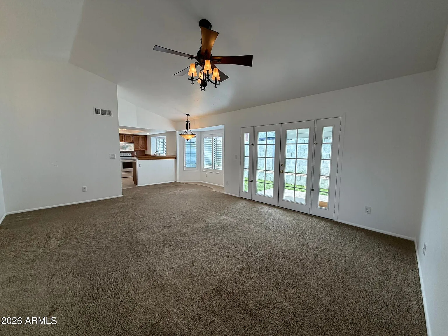 2 bed, 1228 sqft, $2,000 — Photo 4