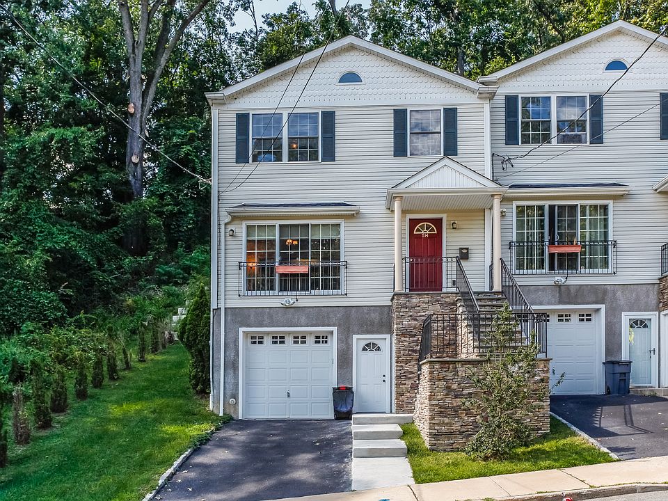 1st image of 71-1 Snowden Ave
