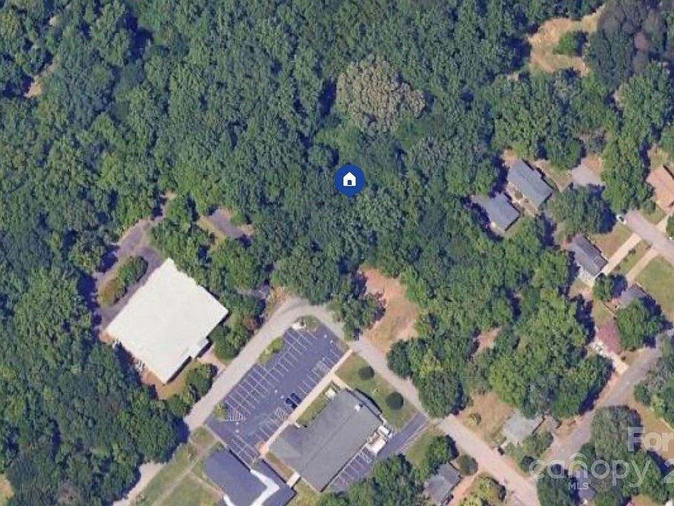 2nd image of 1170 Hoyle St #46