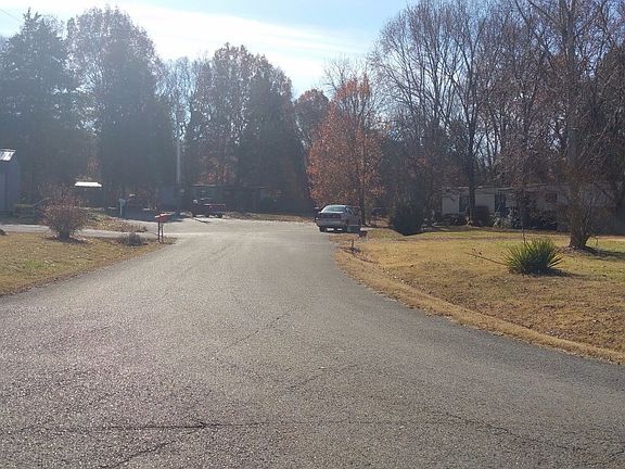 5th image of 903 Fireside Cir