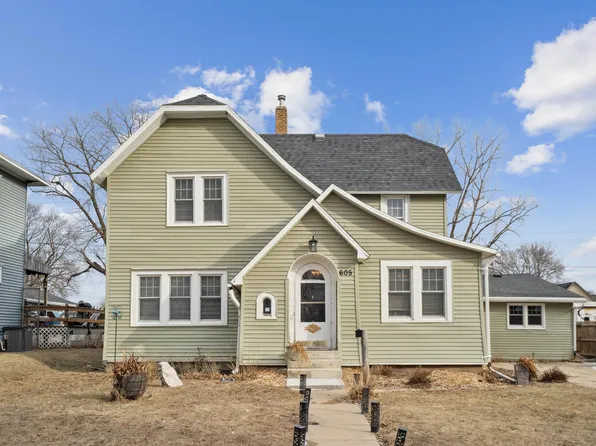 605 S Frederick Ave, Oelwein, IA 50662