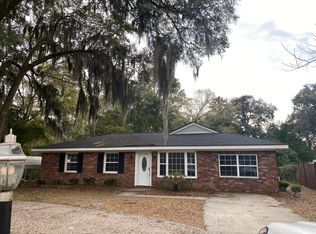 702 Walthour Rd, Savannah, GA 31410