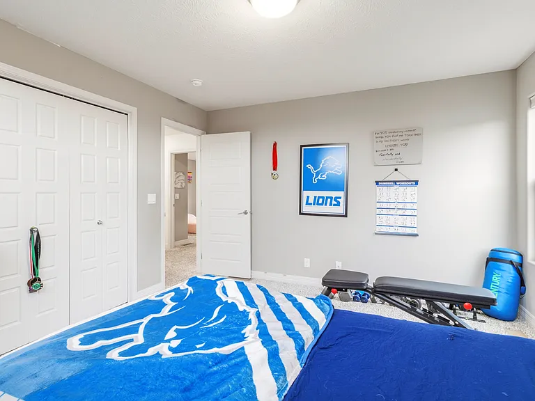 19506 Shadow Ridge Dr — Photo 32