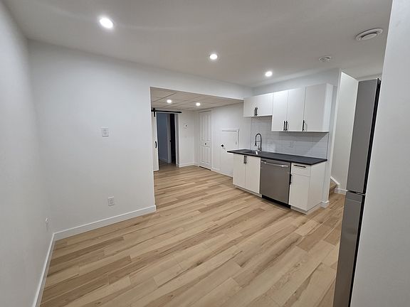 5th image of 439 Aster Blvd NW