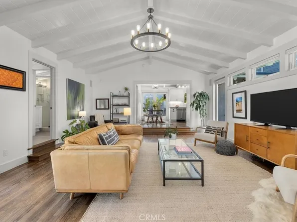 2616 Pine Ave, Manhattan Beach, CA 90266