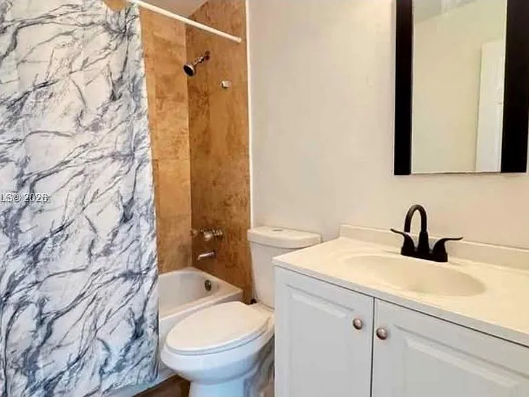 11195 SW 1st St #319 — Photo 7