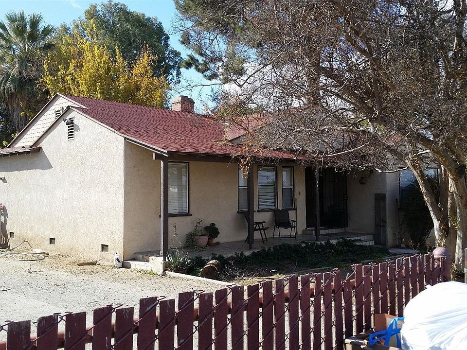 2nd image of 441 E Belle Ter