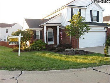 1st image of 416 Canterbury Ln