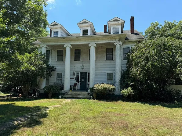 2524 Oak Ridge Rd, Oak Ridge, NC 27310