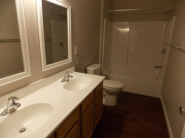 20 Fairfield St #6 — Photo 15