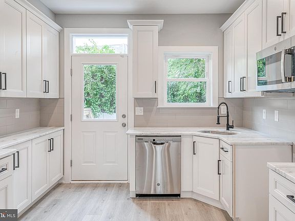 3rd image of 1743 Annin St