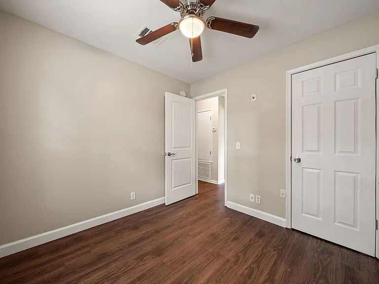 4904 Gnarled Oak Cv — Photo 16