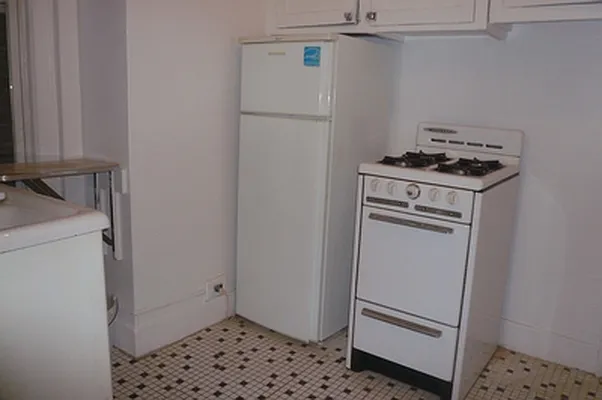 Sold by Akam Sales and Brokerage | media 17