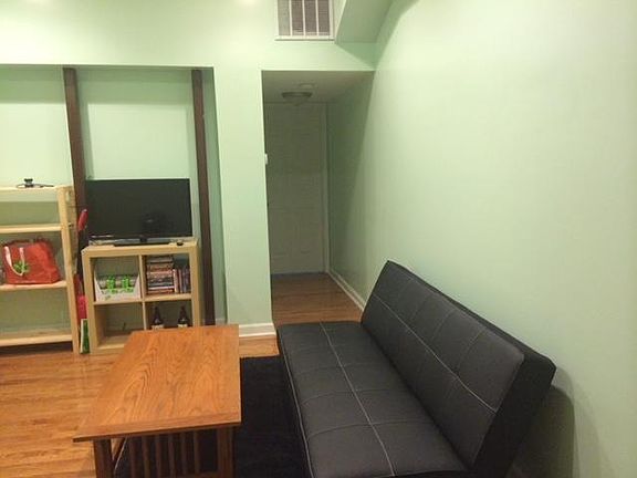 5th image of 201-722 Sansom St #201