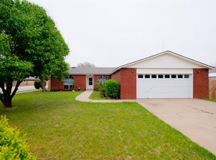 2401 94th St, Lubbock, TX 79423