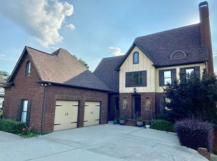 220 Highland Park Dr, Birmingham, AL 35242
