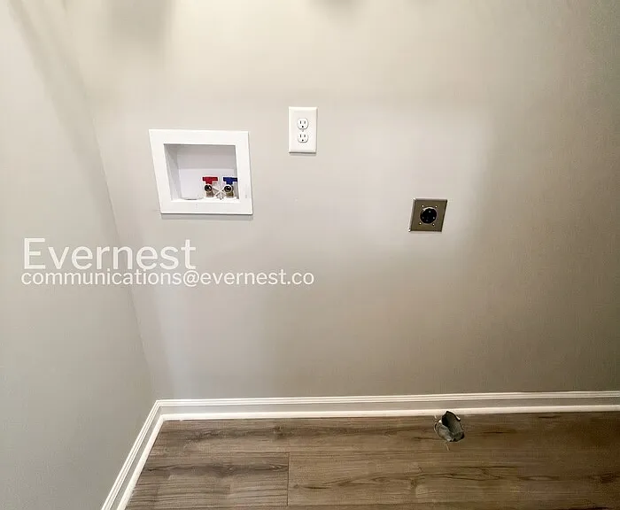 239 Jeffery Dr — Photo 28