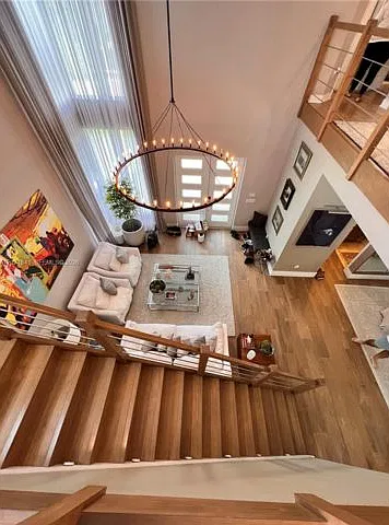 4 bed, 3.0 bath, 2597 sqft, $5,600 — Photo 2