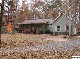 2001 E Marble Valley Rd, Sylacauga, AL 35151
