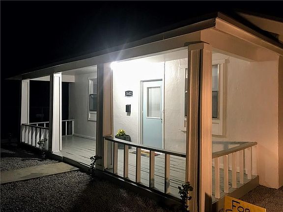 5th image of 3602 Altura Ave
