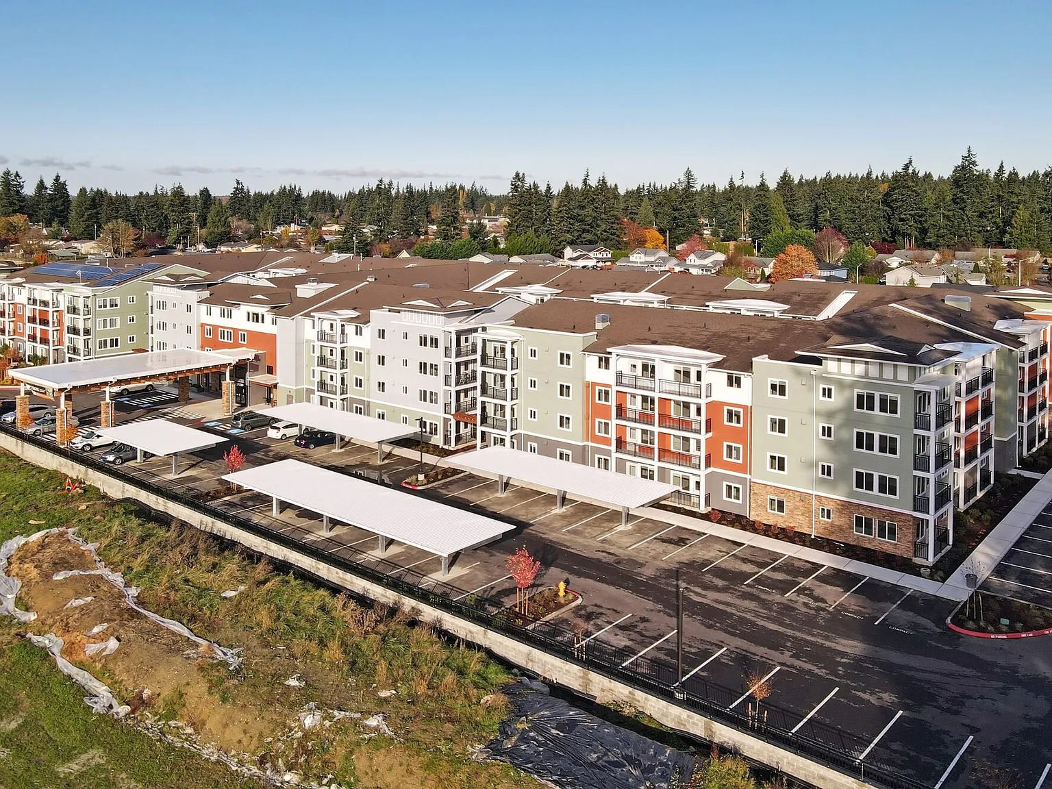 Cedar Pointe — Photo 2