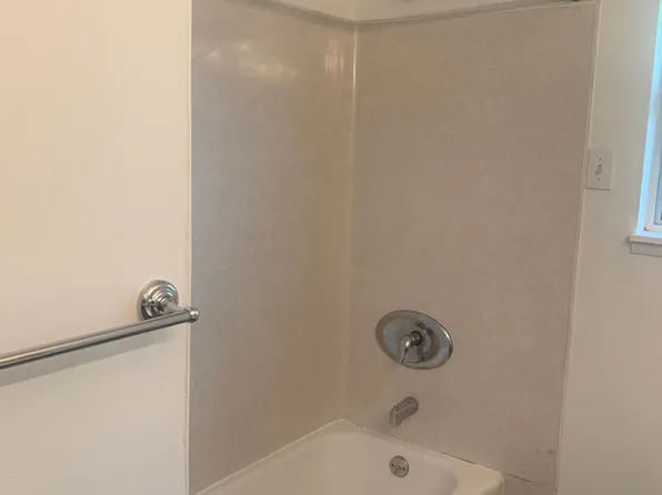 Magnolia Hills, 2617-2621 22nd Ave W #3, Seattle, WA 98199