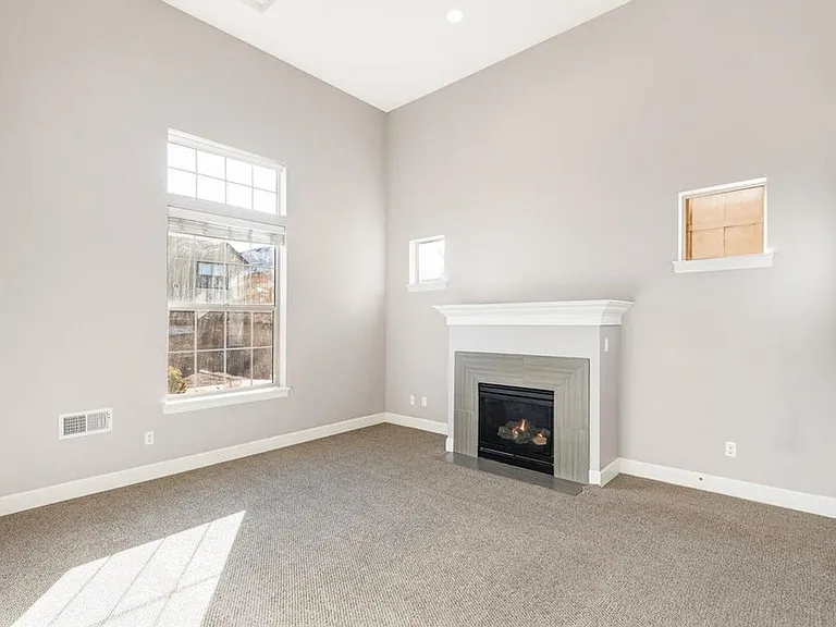 63135 NE Beaufort Ct — Photo 13